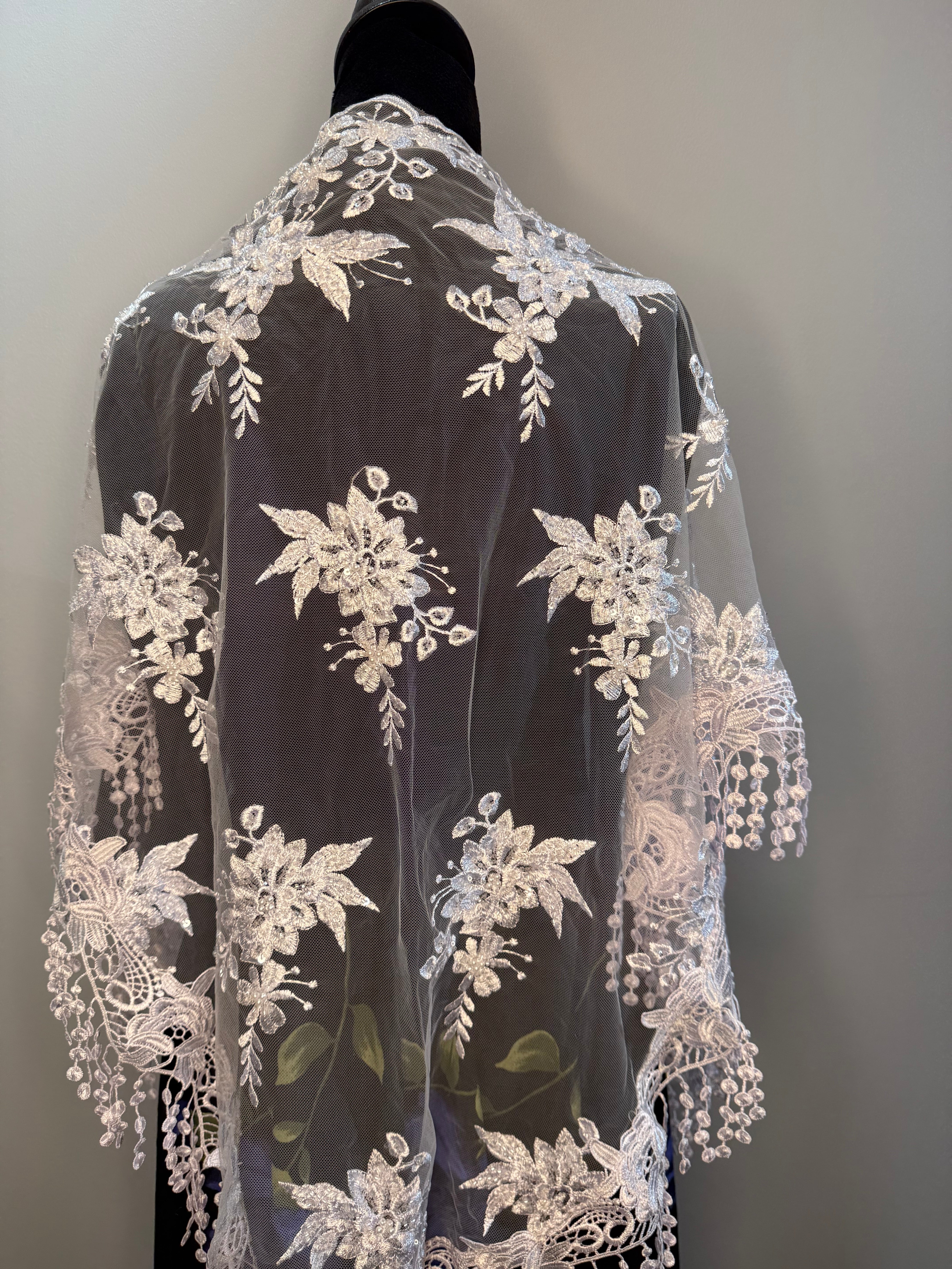 Pearl Floral Embroidered Prayer Veil – White